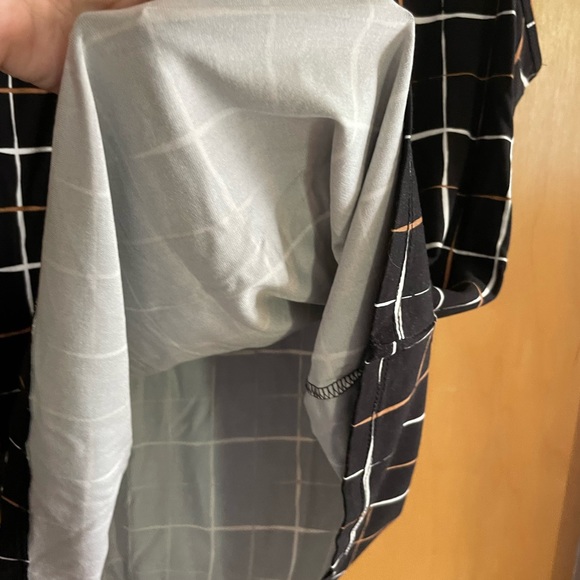 NEW Mockneck top - Picture 8 of 13